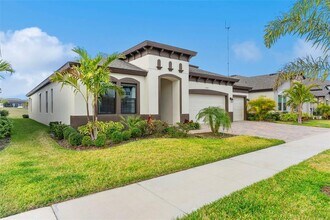 13182 Twin Bridges Dr in Riverview, FL - Building Photo - Building Photo