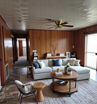 2870 Sarah St in Beaumont, TX - Building Photo