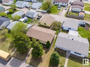 4316-4345 45 Ave in Bonnyville, AB - Building Photo - Building Photo