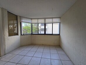 8255 SW 152nd Ave, Unit E-411 in Miami, FL - Building Photo - Building Photo