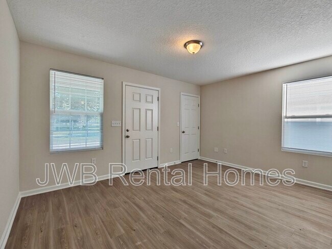 702 Phelps St in Jacksonville, FL - Foto de edificio - Building Photo