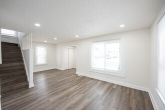 1937 Washington Ave in Lorain, OH - Building Photo - Building Photo