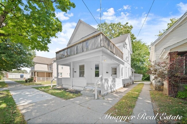 1108 Muskegon Ave NW in Grand Rapids, MI - Building Photo - Building Photo