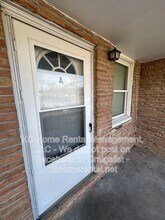 1114 E Myrtle St in Pleasant Hill, MO - Building Photo - Building Photo