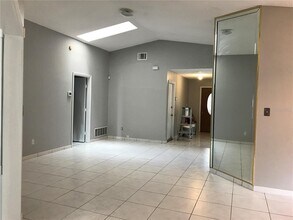 3200 Woodruff Dr in Orlando, FL - Building Photo - Building Photo