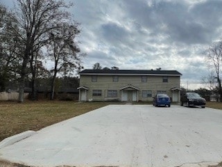 property at 14018 Virginia Dr