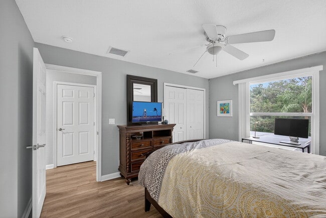 8110 Bautista Way, Unit Room A in Palm Beach Gardens, FL - Building Photo - Building Photo