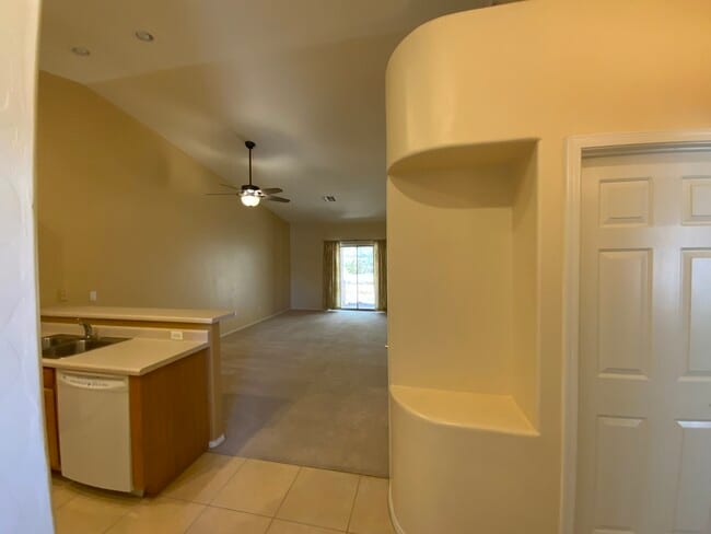 3853 N Forest Park Dr, Unit 129 in Tucson, AZ - Building Photo - Building Photo