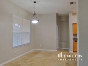 12431 Bristol Commons Cir in Tampa, FL - Building Photo - Building Photo