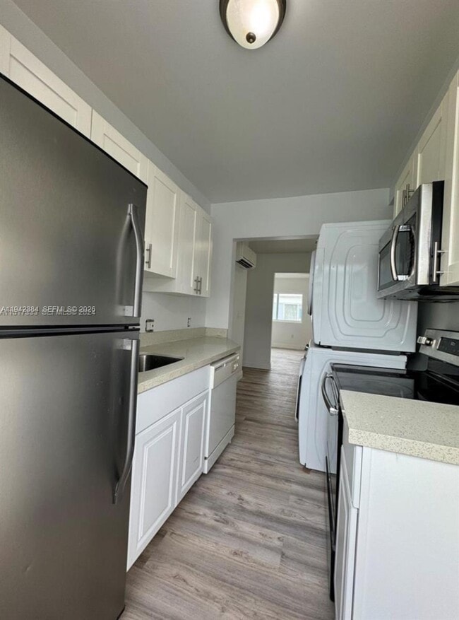 1248 Marseille Dr in Miami Beach, FL - Building Photo - Building Photo