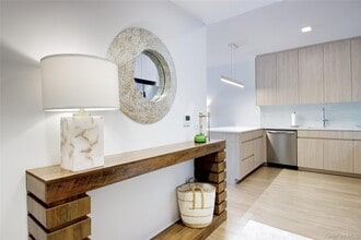 333 Warner Ave in Roslyn Heights, NY - Building Photo - Building Photo