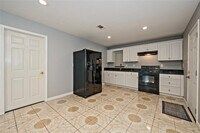 1312 E 36th St photo'