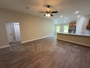 7230 Par Ln in Milton, FL - Building Photo - Building Photo