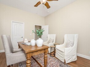 10542 N Sierra Vista Ave in Fresno, CA - Building Photo - Building Photo