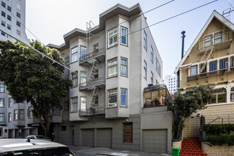 Nob Hill Place in San Francisco, CA - Building Photo - Building Photo