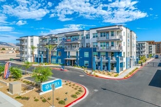 Mera Rhodes Ranch 55+ Active Adult in Las Vegas, NV - Foto de edificio - Building Photo