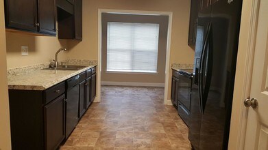 6504 Lantern Ct in Charlotte, NC - Building Photo - Building Photo