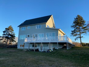 5 Old Proprietor Rd in Cape Elizabeth, ME - Building Photo - Building Photo