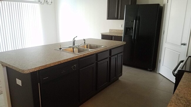 884 Freedom Blvd in Davenport, FL - Building Photo - Building Photo