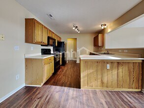 515 Indian Lake Dr in Maineville, OH - Building Photo - Building Photo