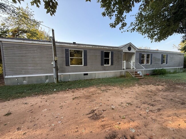 property at 525 Rhynes Way