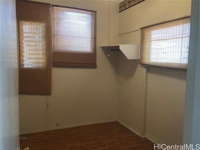 1302 Kinau St in Honolulu, HI - Building Photo