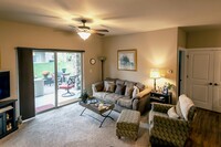 Suncrest Apartments and Townhomes in Ames, IA - Building Photo - Building Photo