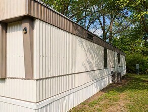 27 Deerwood Park in Centralia, IL - Building Photo - Building Photo
