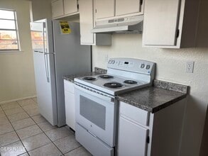 3558 E Glen Dr in El Paso, TX - Building Photo - Building Photo