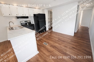 412 McElhaney Rd in Travelers Rest, SC - Building Photo - Building Photo