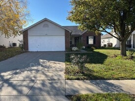 179 Thompson St in Trenton, OH - Building Photo