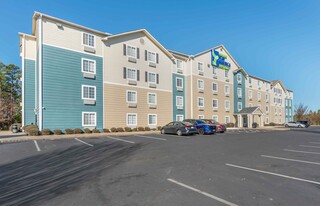 Extended Stay America Select Suites Little Apartments