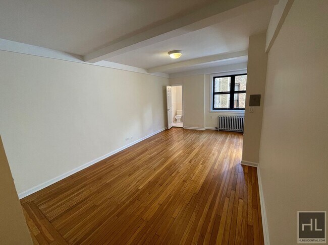 AMSTERDAM AVENUE in New York, NY - Building Photo - Building Photo