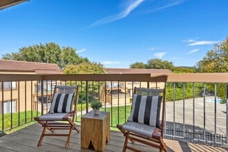 5319 Ridgeview Cir in El Sobrante, CA - Building Photo - Building Photo