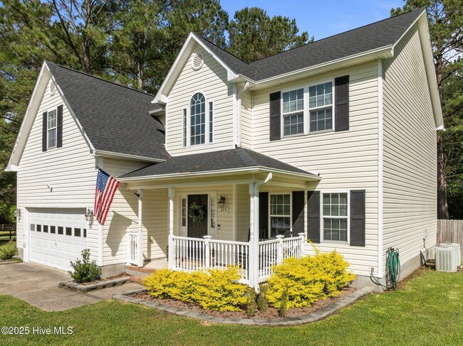 215 Bishop Dr in Jacksonville, NC - Building Photo - Building Photo