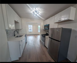 56 Madison Ave, Unit 2 in Jersey City, NJ - Building Photo - Building Photo
