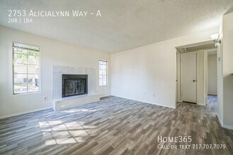 2753 Alicialynn Way-Unit -A in Las Vegas, NV - Building Photo - Building Photo
