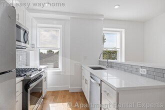 406 Columbia St in Cambridge, MA - Foto de edificio - Building Photo
