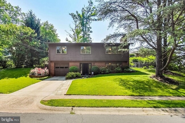 property at 6515 E Halbert Rd