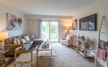 Chapel Manor Apartments in Nottingham, MD - Building Photo - Interior Photo