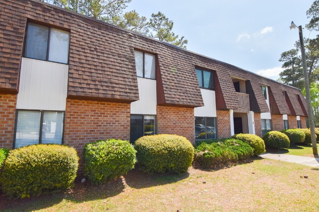615 Carter Ln in Conway, SC - Foto de edificio - Building Photo