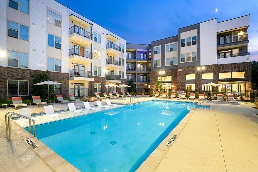 125 Milton Ave SE in Atlanta, GA - Building Photo