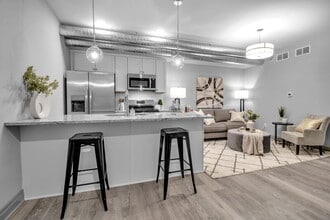 1021 Lafayette Ave in Buffalo, NY - Building Photo - Building Photo