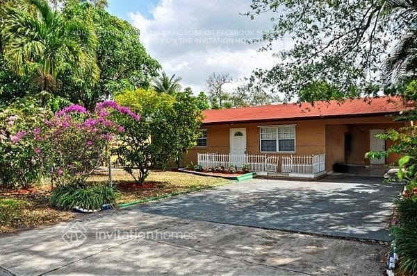 property at 1380 SW 26th Terrace