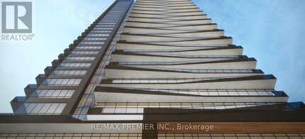 117-117 Broadway Ave in Toronto, ON - Building Photo - Building Photo