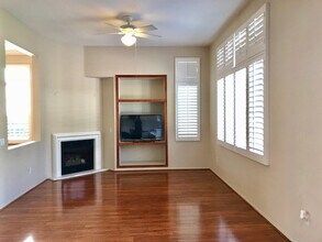 4346 Camino De La Rosa in Thousand Oaks, CA - Building Photo - Building Photo