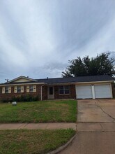 4006 Hooper Dr in Wichita Falls, TX - Building Photo - Building Photo
