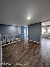 343 Atlantic St in Jessup, PA - Foto de edificio - Building Photo
