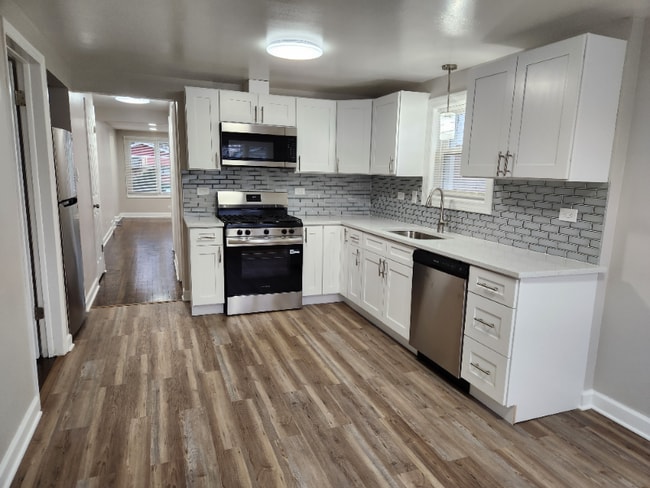 14226 Ingleside Ave in Dolton, IL - Building Photo - Building Photo