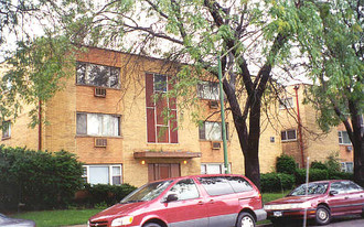 8535 S Green St Apartments